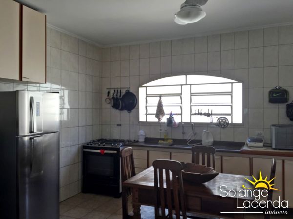 Casa à venda com 3 quartos, 150m² - Foto 10